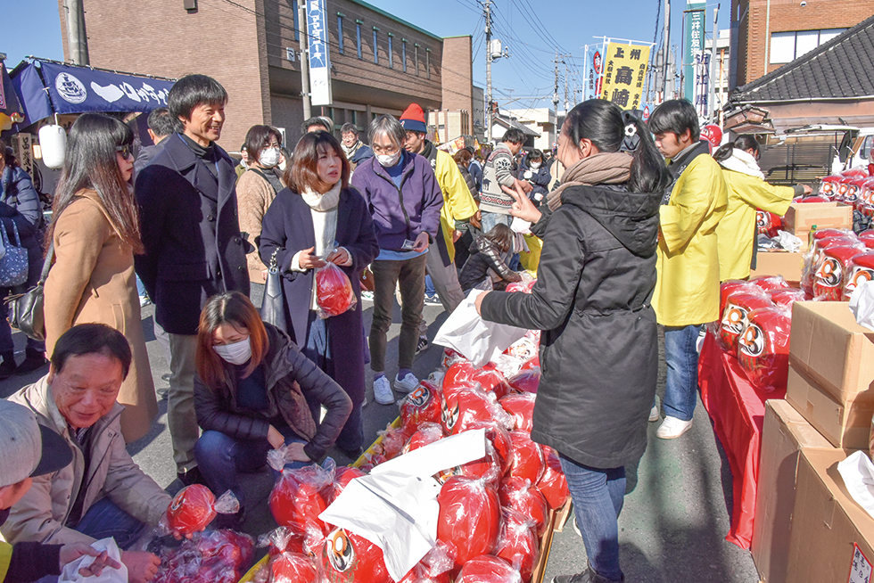 下館大町通り「だるま市」